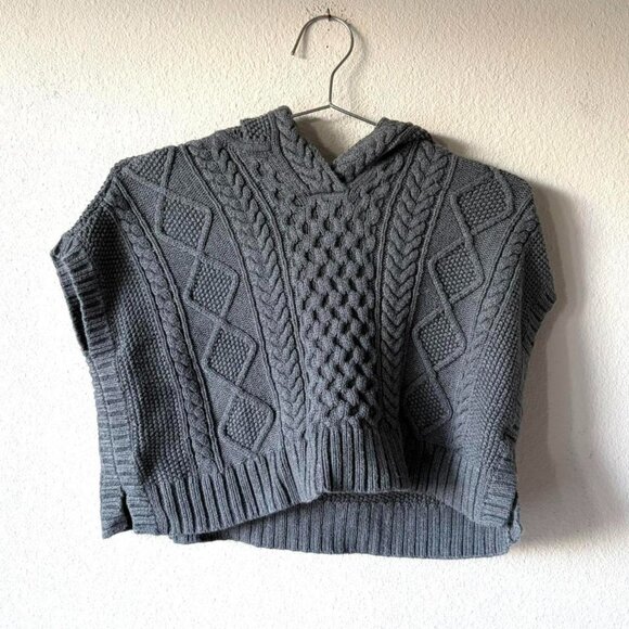 Baby GAP gray cable knit poncho sweater with bear ears hood Size 4 years old - Picture 1 of 5